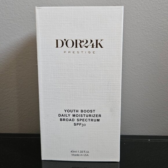 D'OR 24K YOUTH BOOST DAILY MOISTURIZER BROAD SPECTRUM SPF 30- 1.35 fl oz \ 40 ml - Picture 1 of 5
